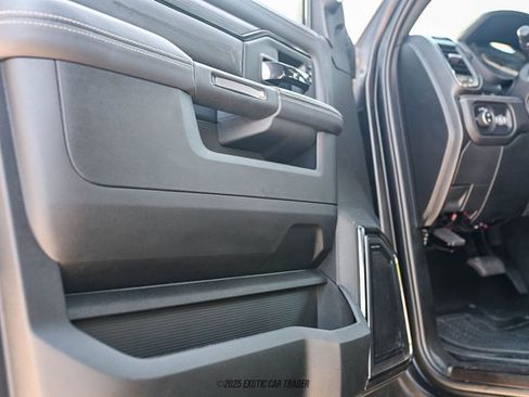 Used 2024 RAM 5500 4x4 Crew Cab image 28