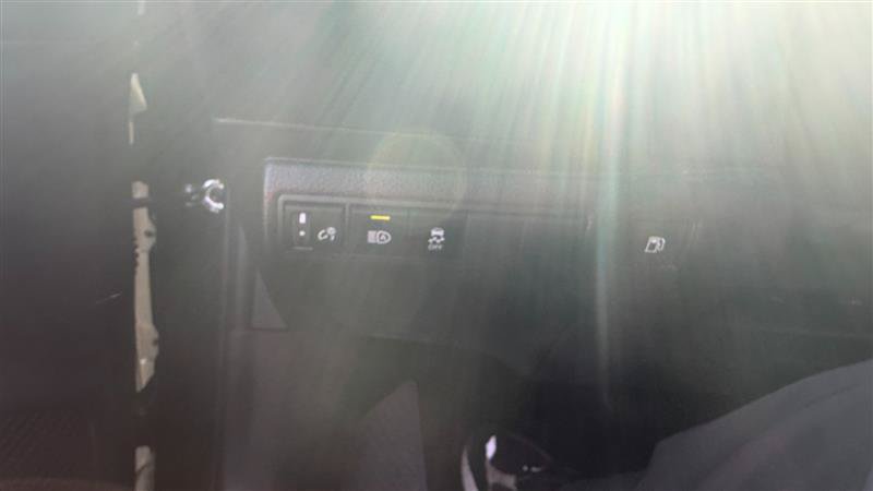 Used 2023 Toyota Corolla SE w/ SE Package FWD image 31
