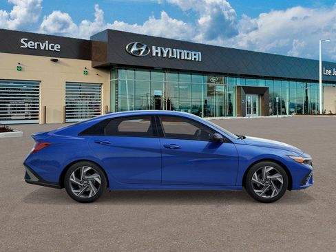 New 2026 Hyundai Elantra SEL Sport Premium w/ Cargo Package FWD image 7