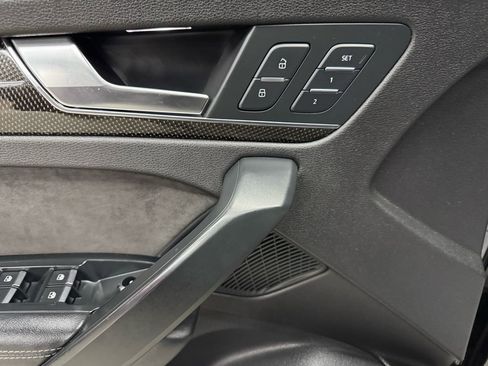 Used 2018 Audi SQ5 Premium Plus image 21