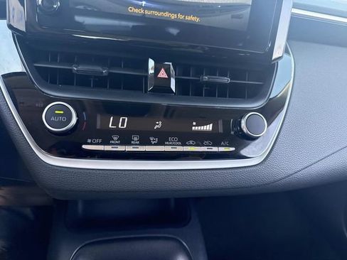 Used 2024 Toyota Corolla LE FWD image 22