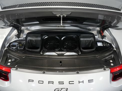 Used 2018 Porsche 911 GT3 image 53