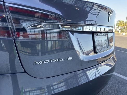 Used 2017 Tesla Model S 75 RWD image 24