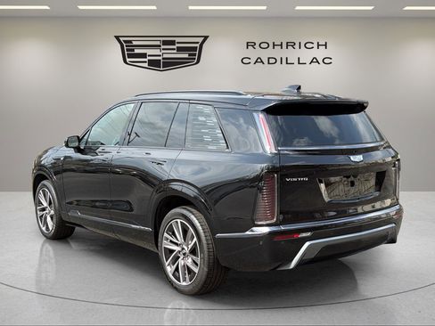 Certified 2026 Cadillac Vistiq Sport w/ LPO, Floor Liner Package AWD/4WD image 11