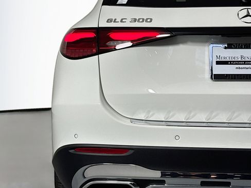 New 2026 Mercedes-Benz GLC 300 image 14