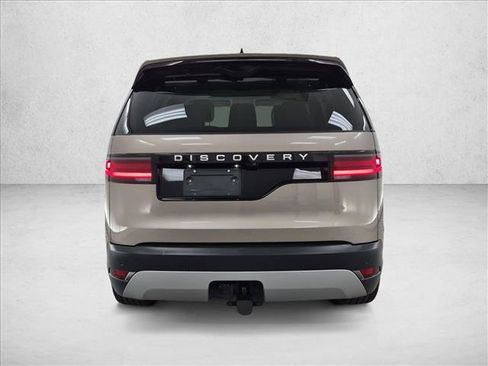 Certified 2025 Land Rover Discovery S AWD/4WD image 7