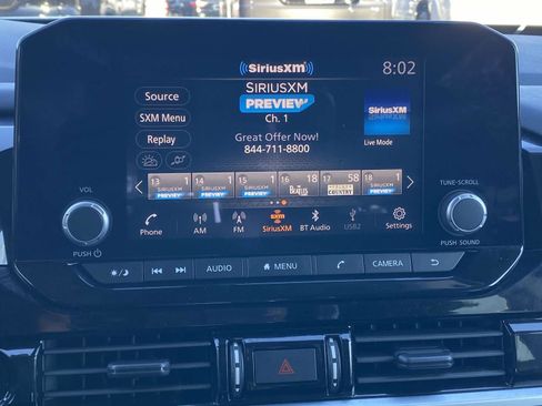 Used 2025 Nissan Pathfinder SV image 26