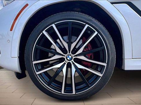 Used 2023 BMW X6 xDrive40i w/ M Sport Package image 9