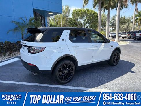 Used 2016 Land Rover Discovery Sport HSE AWD/4WD image 9