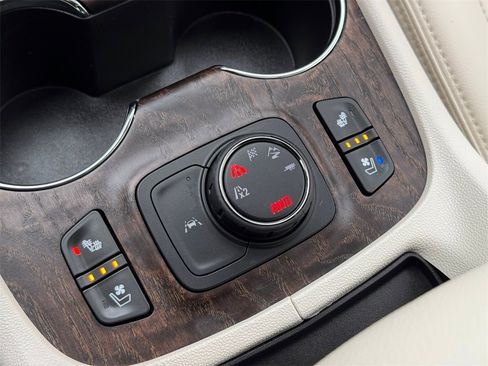 Used 2023 GMC Acadia Denali w/ Denali Ultimate Package image 36