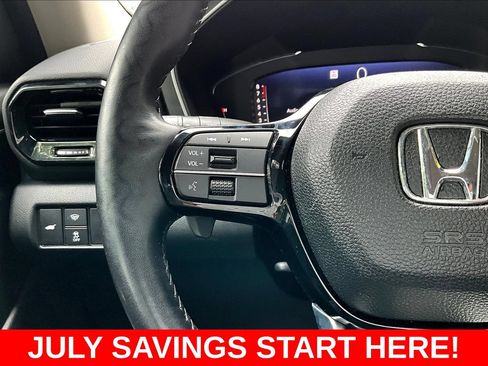 Used 2024 Honda Pilot Elite image 12