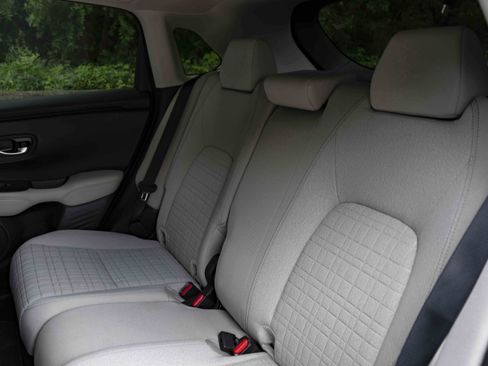Certified 2026 Honda HR-V LX image 18