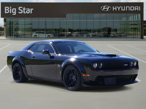 Used 2023 Dodge Challenger R/T Scat Pack image 6