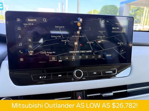 Used 2025 Mitsubishi Outlander SE FWD image 8