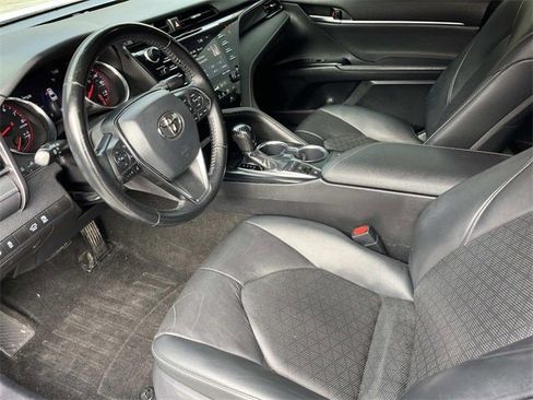 Used 2019 Toyota Camry XSE image 24