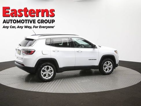 Used 2024 Jeep Compass Latitude AWD/4WD image 42