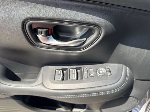 Used 2025 Honda HR-V EX-L image 22