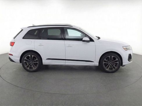 Used 2025 Audi Q7 3.0T Premium Plus image 8