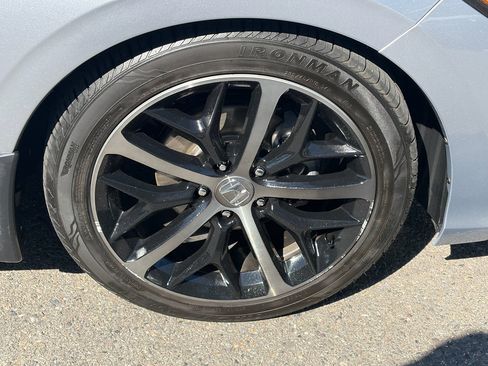 Used 2025 Honda Civic Sport image 27