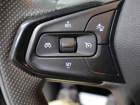 Used 2025 Chevrolet TrailBlazer LT AWD/4WD image 33