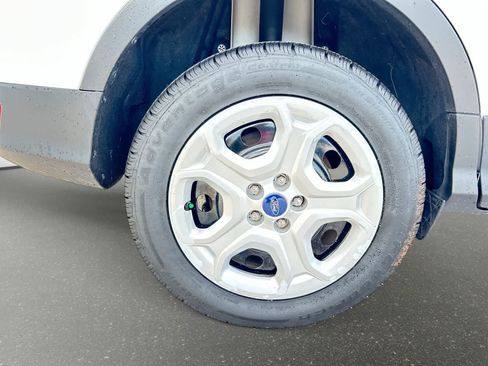 Used 2017 Ford Escape S FWD image 5