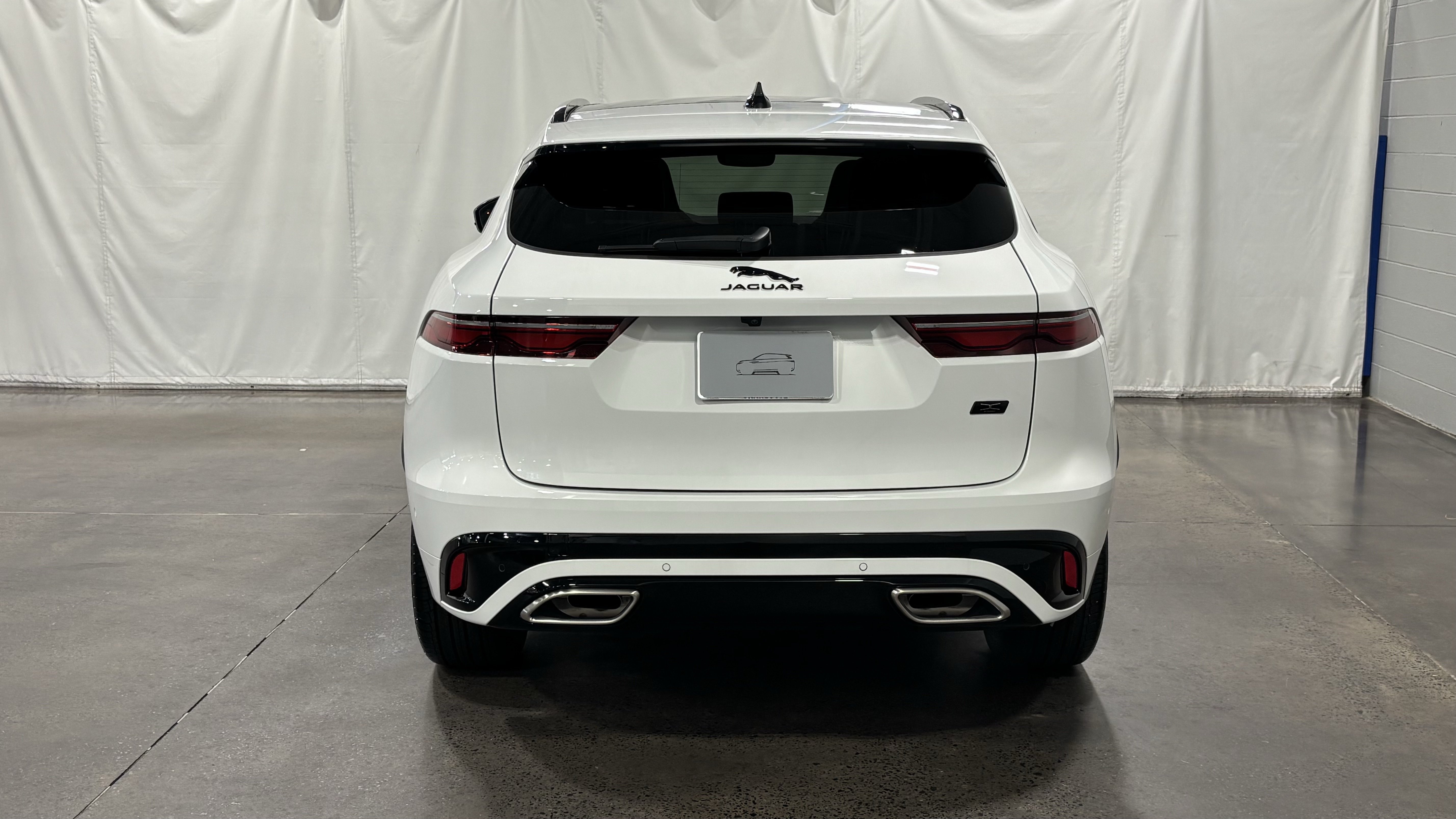 New 2026 Jaguar F-PACE R-Dynamic S AWD/4WD image 8