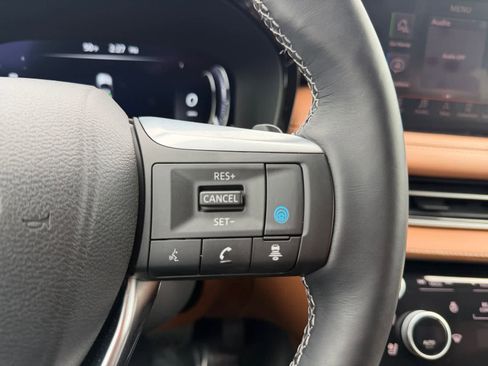 Used 2024 INFINITI QX60 Sensory image 23