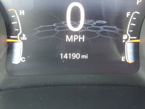 Used 2022 Jeep Compass Altitude image 28