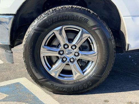 Used 2019 Ford F150 XLT w/ XTR Package image 29