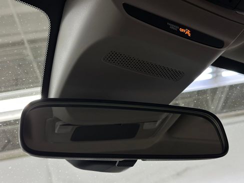 New 2026 Honda HR-V LX image 18