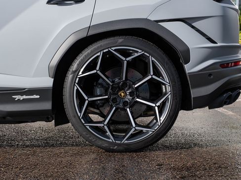 Used 2024 Lamborghini Urus Performante image 44