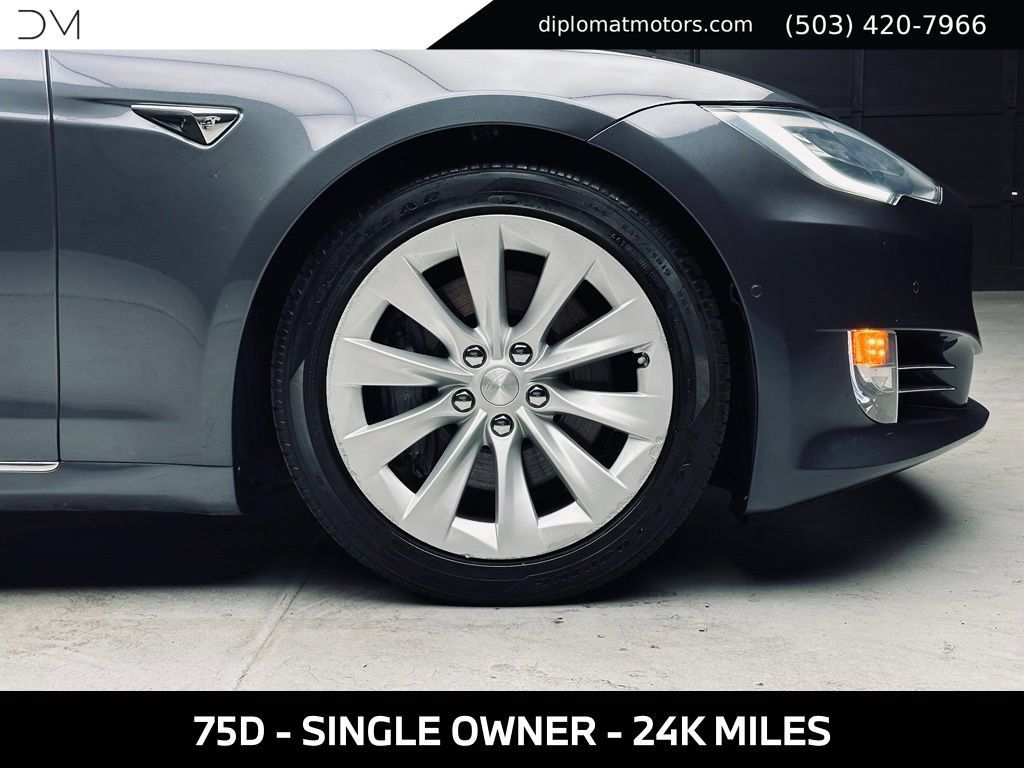 Used 2017 Tesla Model S 75D AWD/4WD image 40