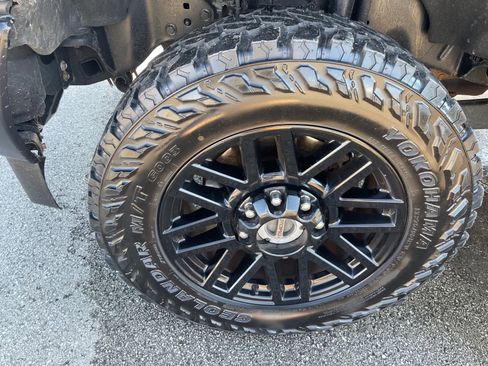 Used 2019 Ford F250 Lariat image 6