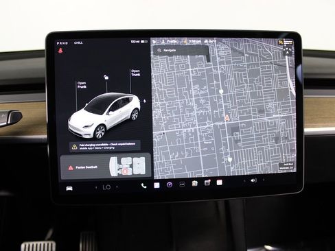 Used 2022 Tesla Model Y Long Range AWD/4WD image 14