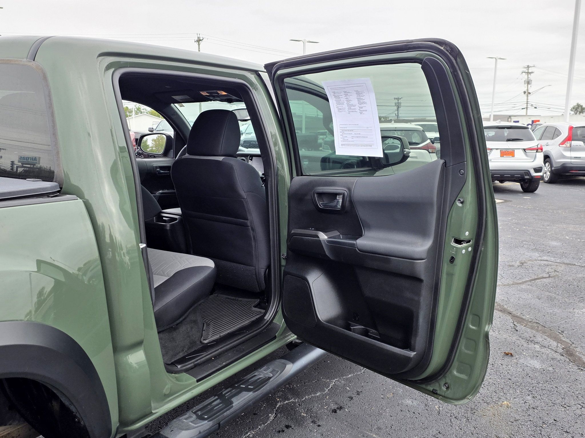 Used 2021 Toyota Tacoma TRD Off-Road w/ Technology Package AWD/4WD image 42