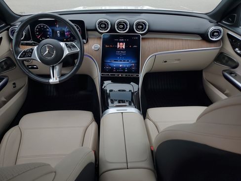 Used 2023 Mercedes-Benz C 300 Sedan image 12