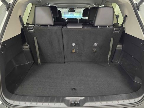 Used 2025 Toyota Grand Highlander AWD Hybrid image 17