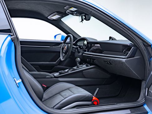 Used 2023 Porsche 911 GT3 image 55