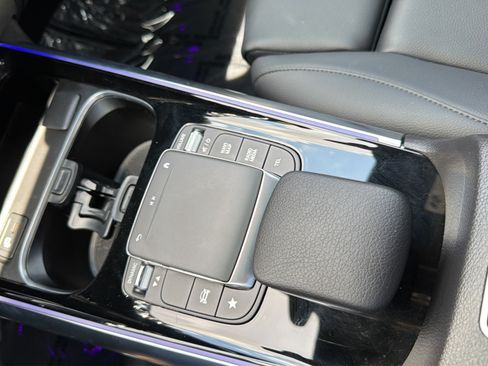 Used 2023 Mercedes-Benz GLA 250 w/ Premium Package image 20