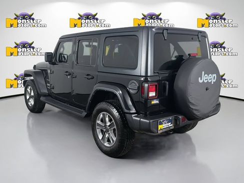 Used 2021 Jeep Wrangler Unlimited Sahara w/ Uconnect 4C Nav & Sound Group AWD/4WD image 7
