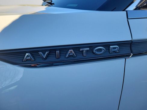 Used 2021 Lincoln Aviator Reserve w/ Equipment Group 202A image 20
