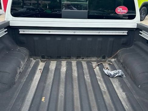 Certified 2023 Nissan Frontier SV w/ SV Convenience Package AWD/4WD image 14