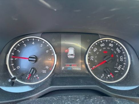 Used 2022 Toyota RAV4 LE AWD/4WD image 10