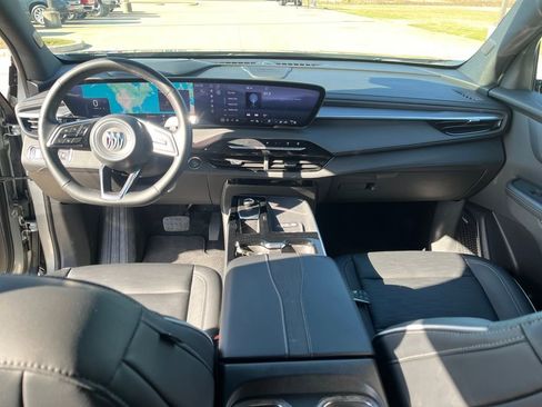 Used 2025 Buick Enclave Sport Touring image 13