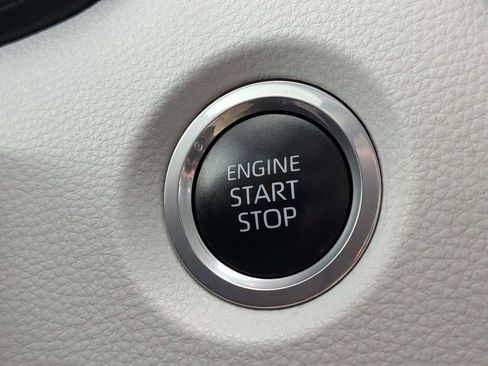 Used 2024 Toyota Corolla SE FWD image 25