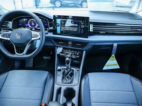 New 2026 Volkswagen Jetta SE image 21