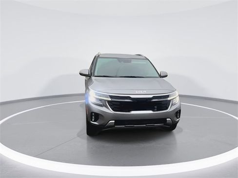 Used 2024 Kia Seltos SX image 3