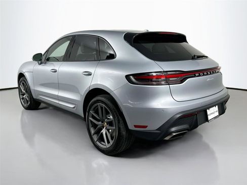 Certified 2025 Porsche Macan Turbo AWD/4WD image 3