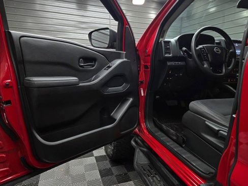 Used 2022 Nissan Frontier S w/ Technology Package AWD/4WD image 31