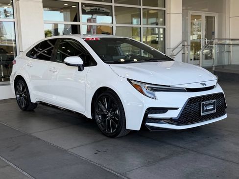 Certified 2024 Toyota Corolla SE FWD image 6